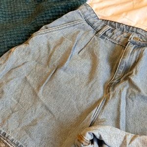 H&M mom denim shorts size 10